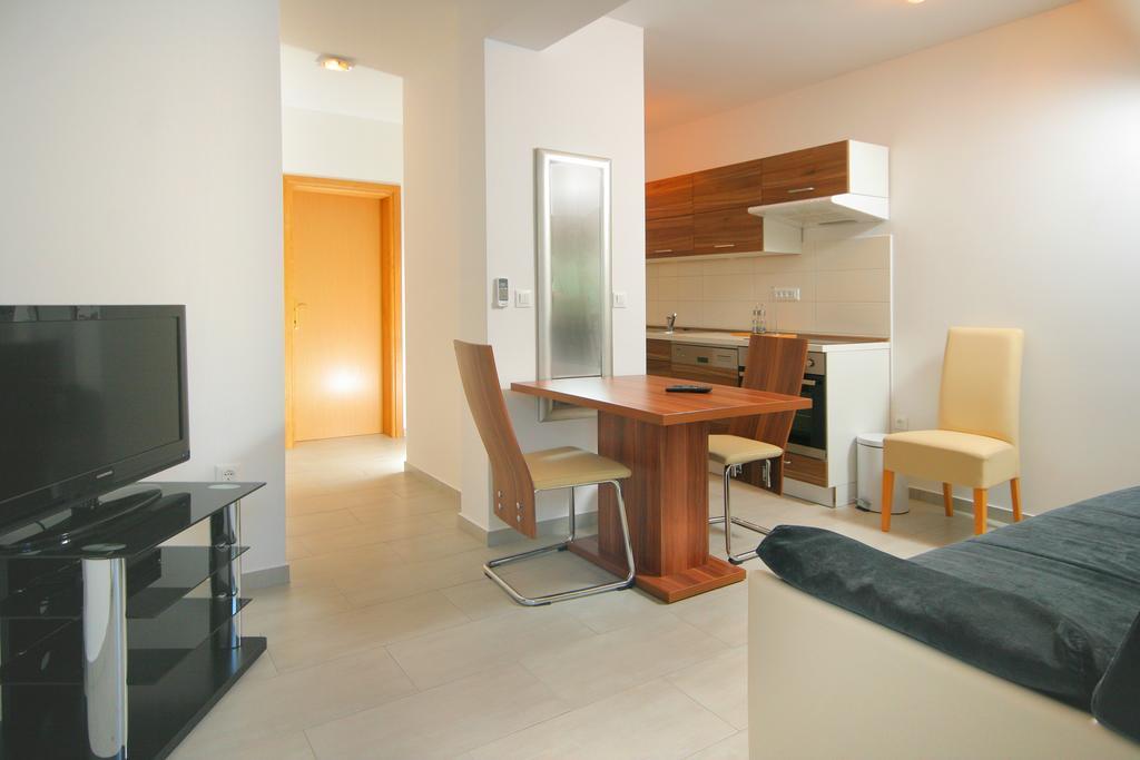 Apartmani Mane Trogir Exterior foto