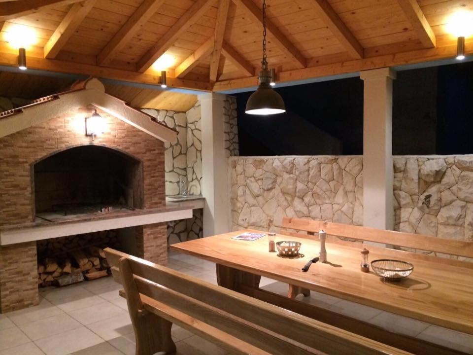 Apartmani Mane Trogir Exterior foto